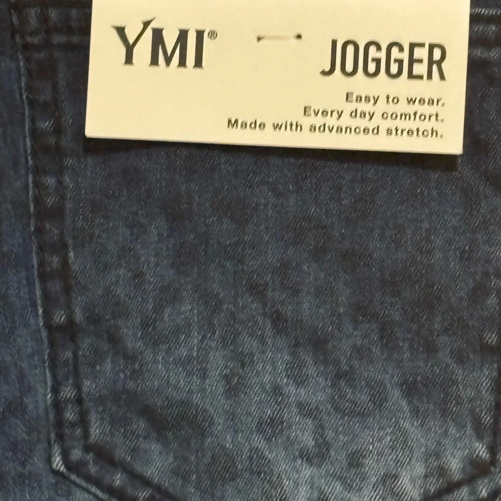 YMI NWT SIZE SMALL - Picture 4 of 4